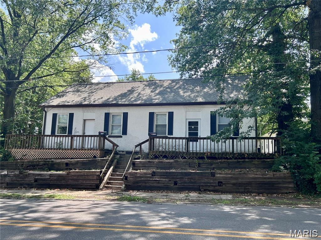 517 Mascoutah Avenue Property Photo 3