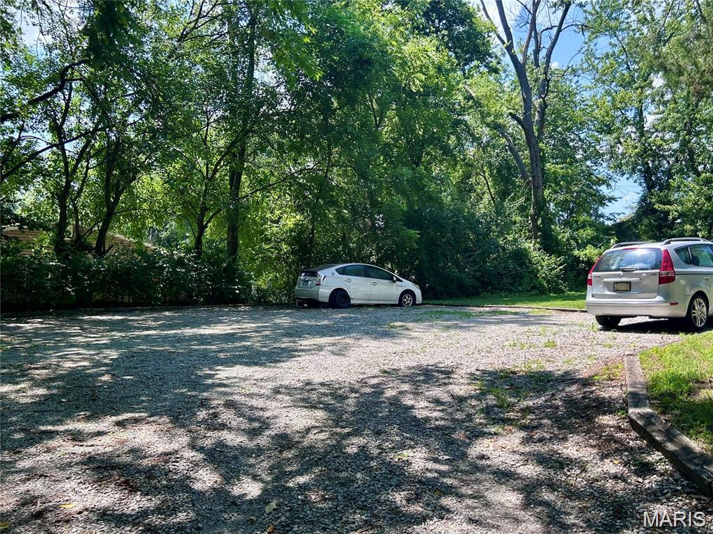 517 Mascoutah Avenue Property Photo 4
