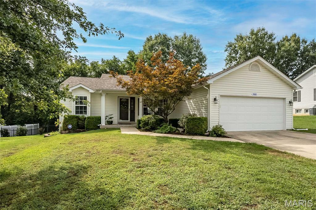 3808 Bedford Pointe Drive Property Photo 1