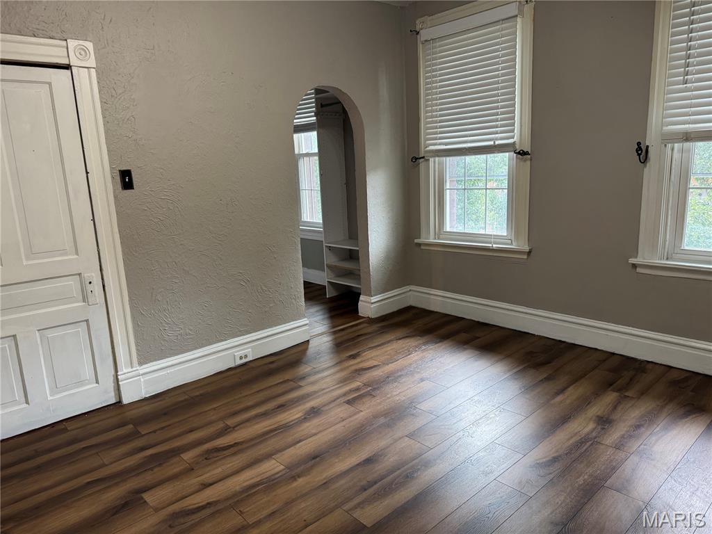 4121 S Compton Avenue Property Photo 10