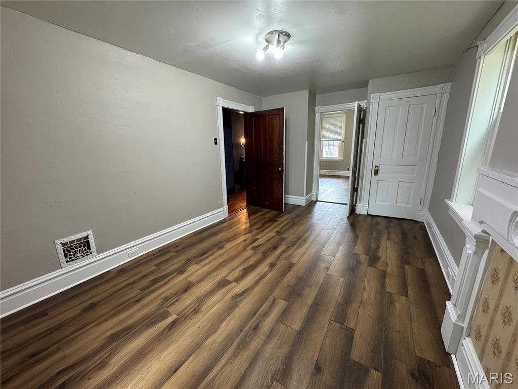 4121 S Compton Avenue Property Photo 12