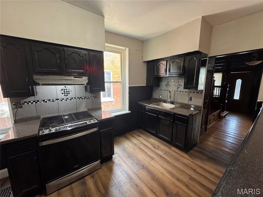 4121 S Compton Avenue Property Photo 17