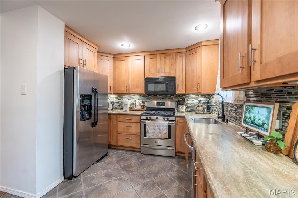 28 Lori Circle Property Photo 15