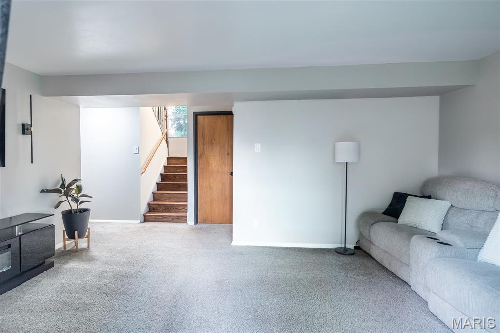 28 Lori Circle Property Photo 26