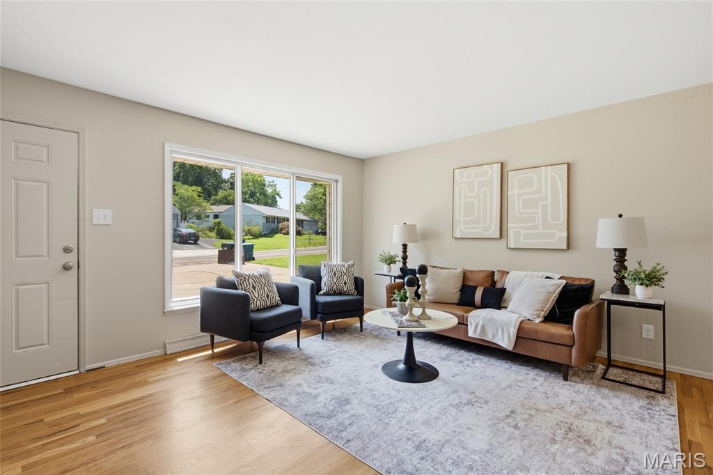 8233 Marvale Lane Property Photo 4