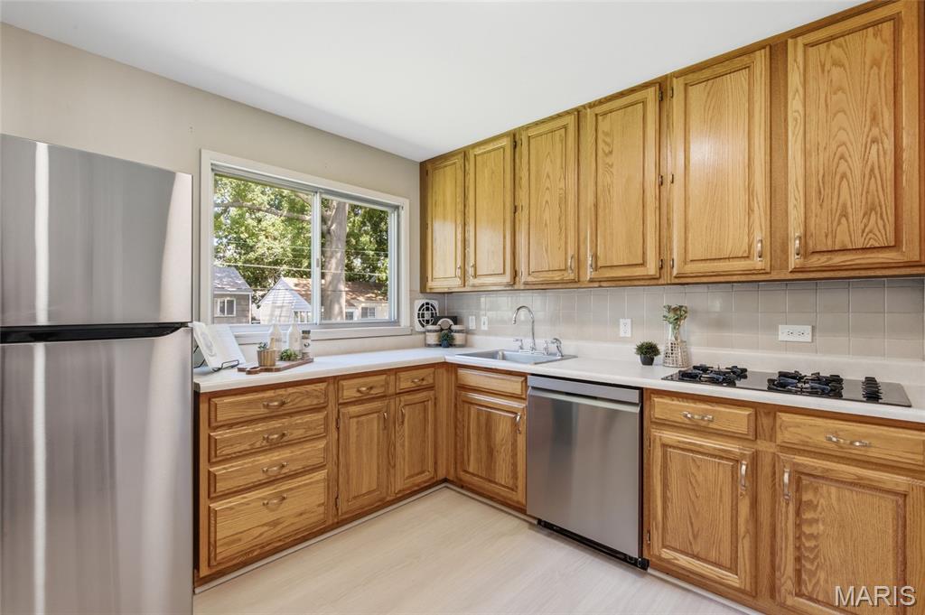 8233 Marvale Lane Property Photo 8