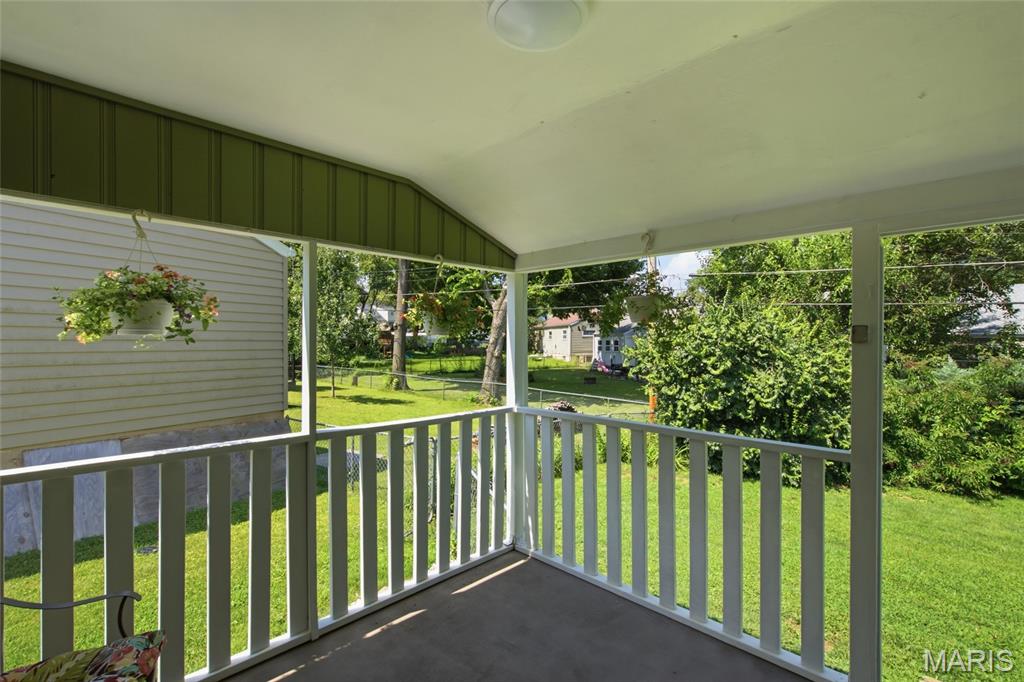 8233 Marvale Lane Property Photo 27