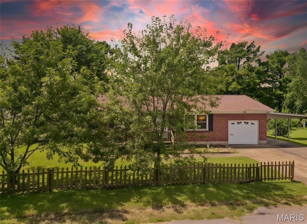 237 Jackson Street Property Photo 2