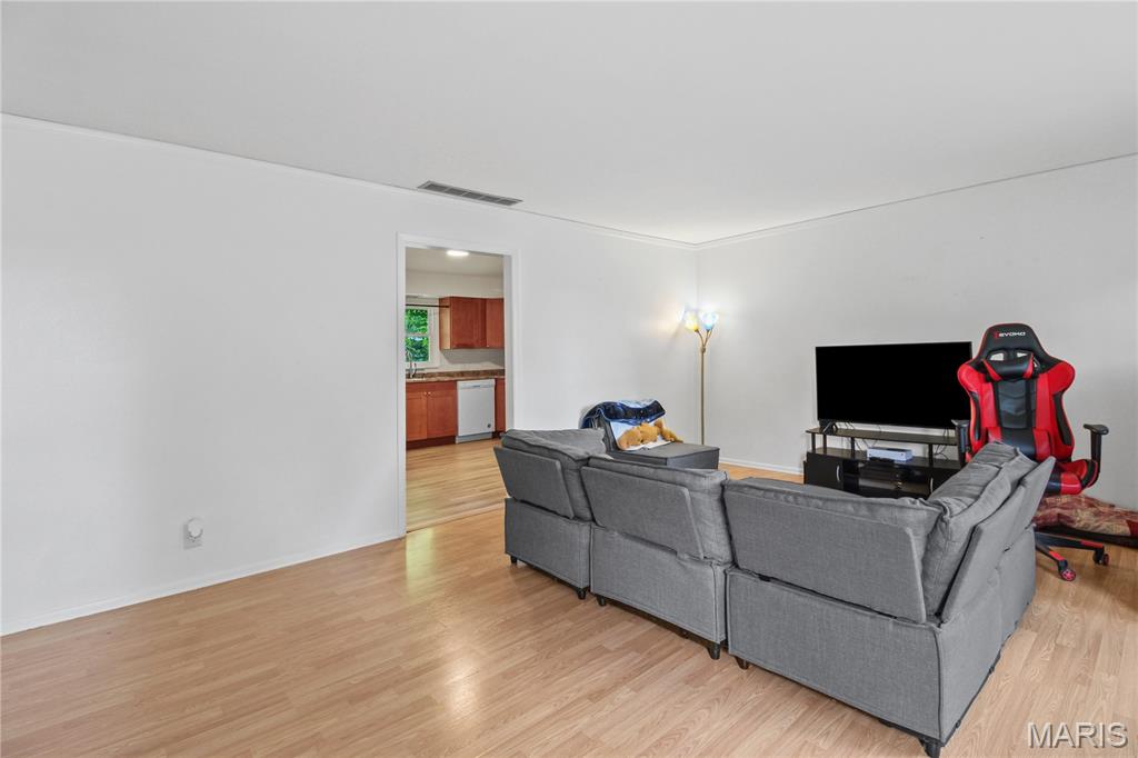 237 Jackson Street Property Photo 6