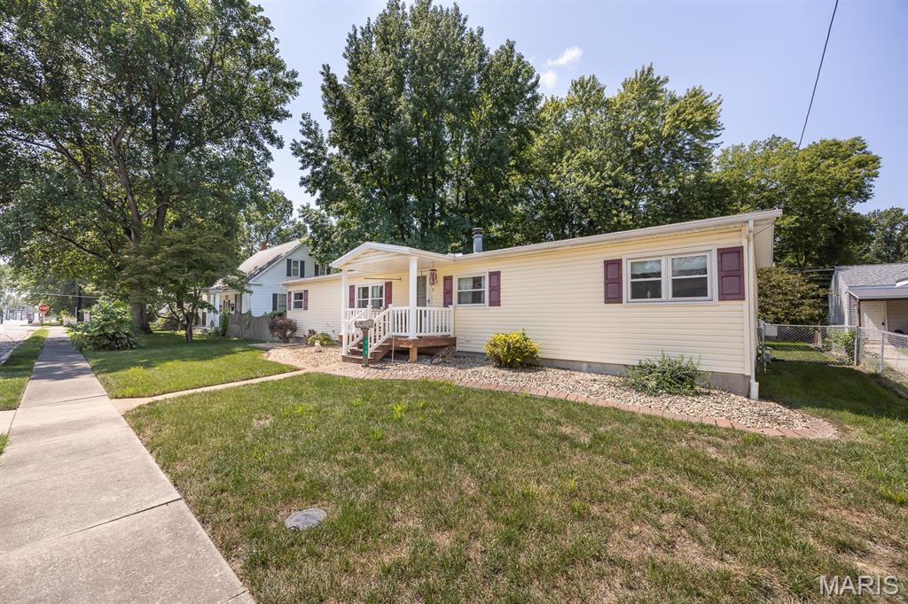 315 N Independence Street Property Photo 6