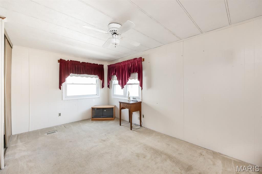 315 N Independence Street Property Photo 20