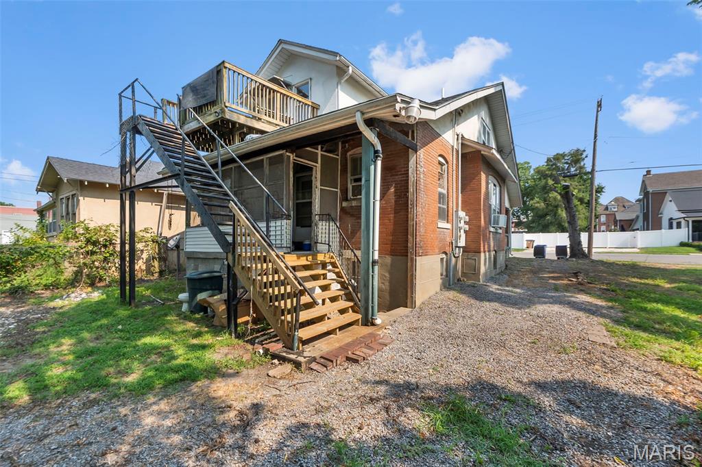 609 Themis Street Property Photo 6
