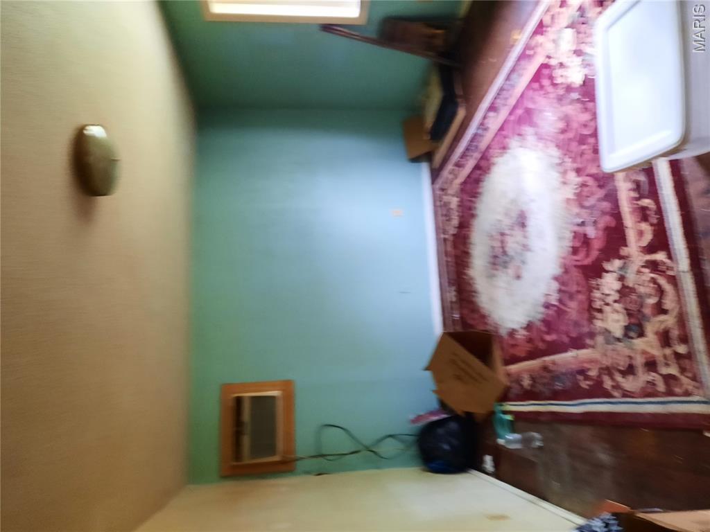57 E West Road Property Photo 11