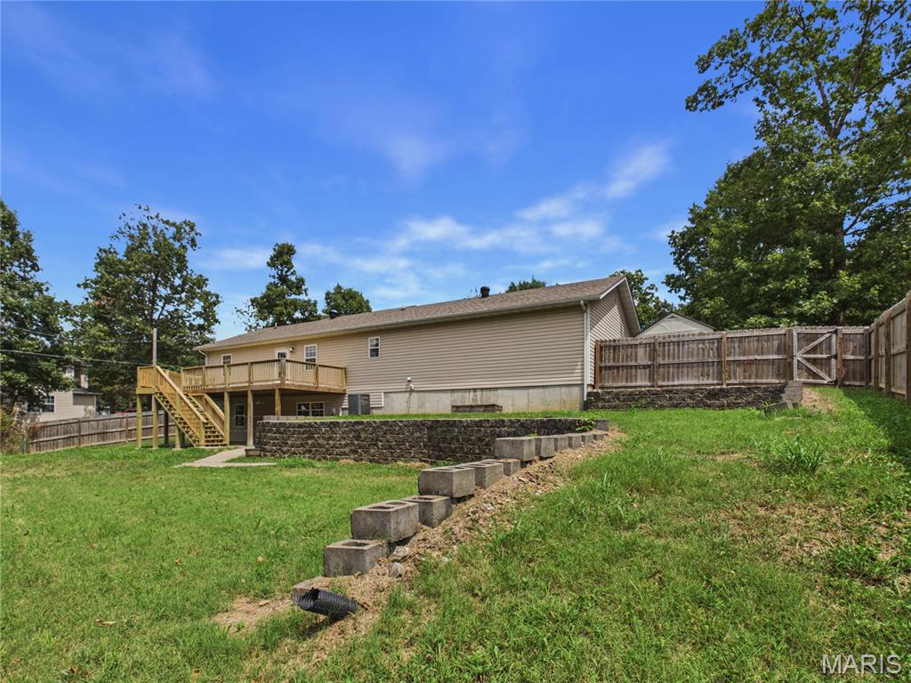 15505 Top Drive Property Photo 13