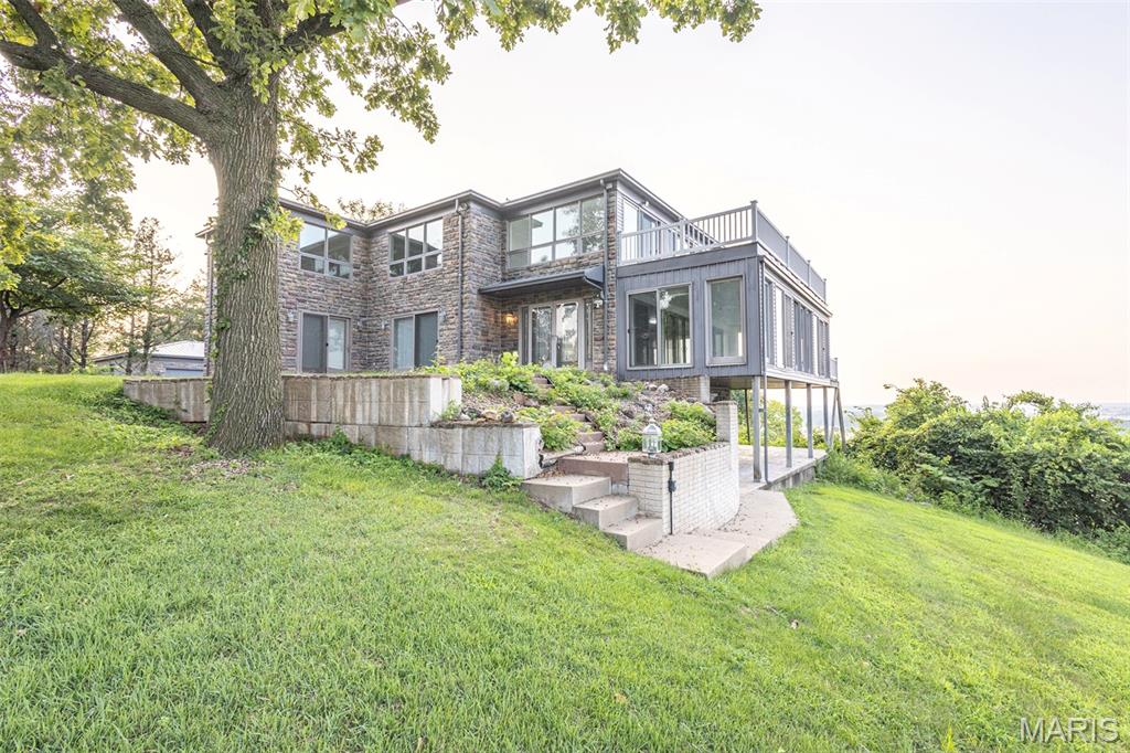 4 River Hills Road Property Photo 13