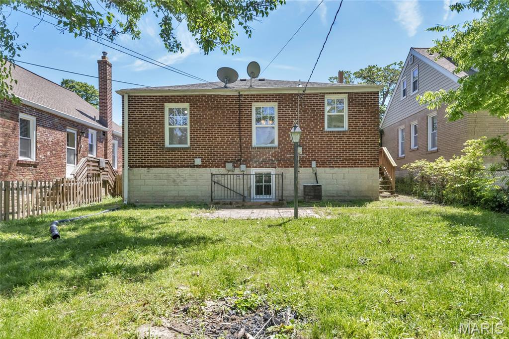 8735 Bridgeport Avenue Property Photo 20