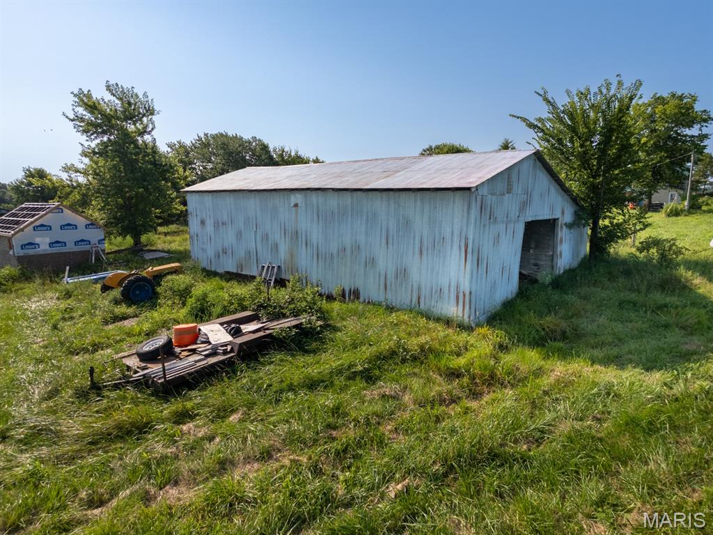 22307 County Road 450 Property Photo 32