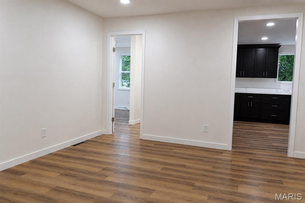 909 Valentine Street Property Photo 4