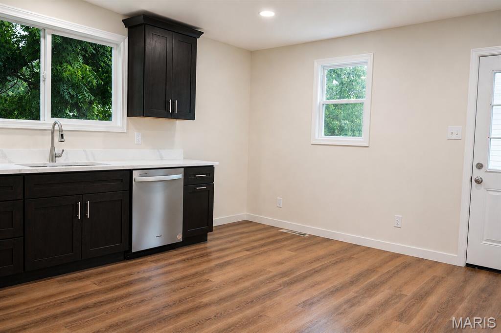 909 Valentine Street Property Photo 10
