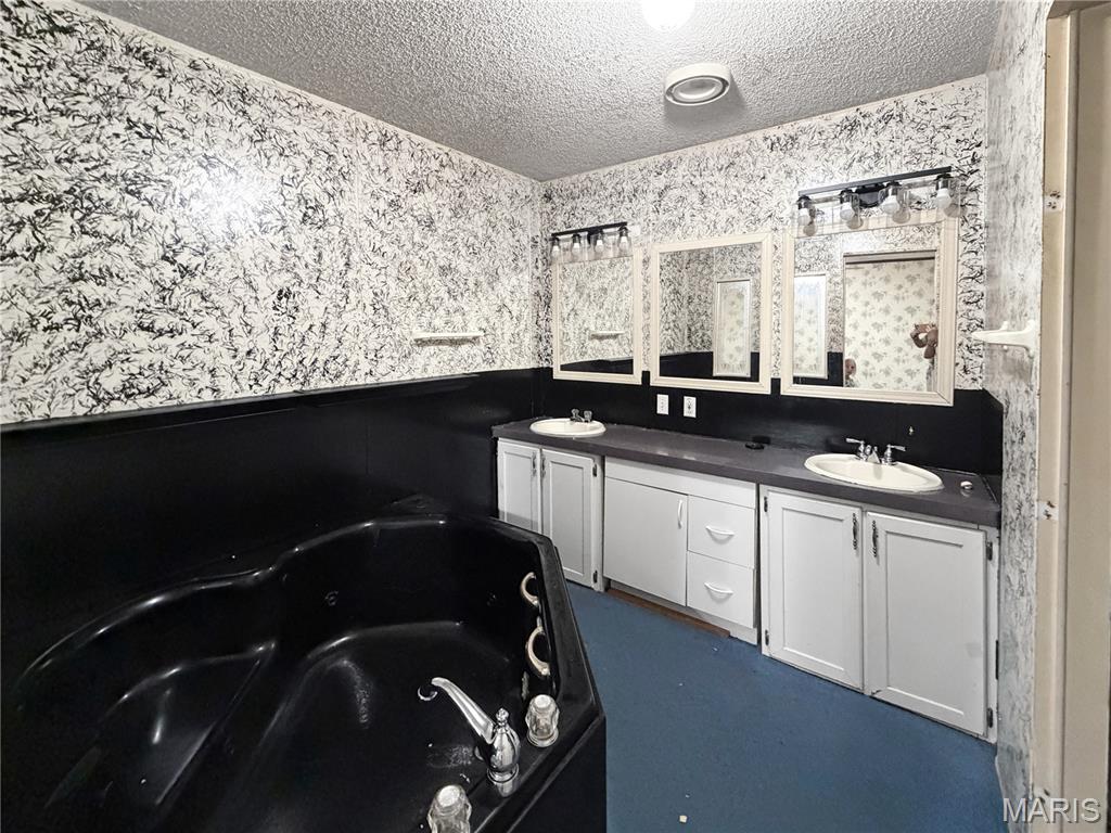 19787 Highway M Property Photo 7