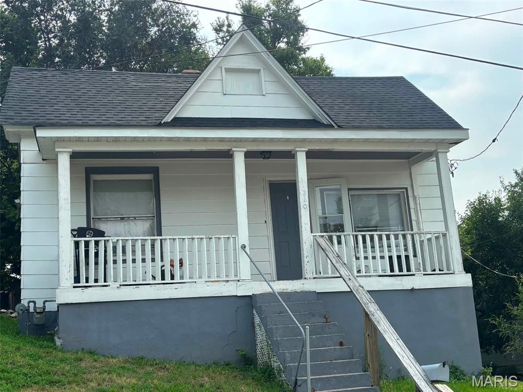 210 N Griffith Street