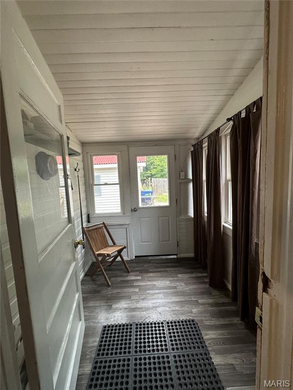 702 E 3rd Street Property Photo 26