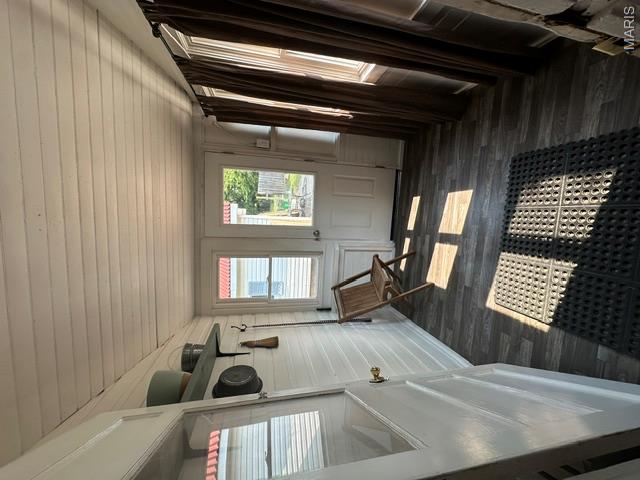 702 E 3rd Street Property Photo 27