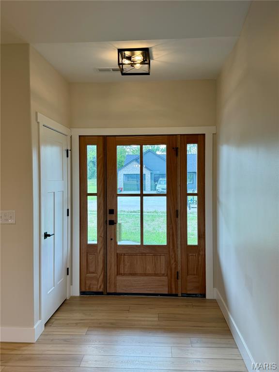 360 Honeysuckle Drive Property Photo 4
