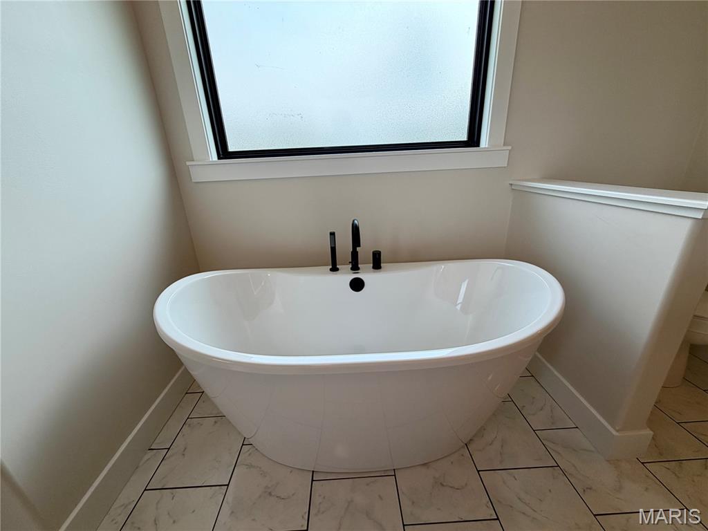 360 Honeysuckle Drive Property Photo 14