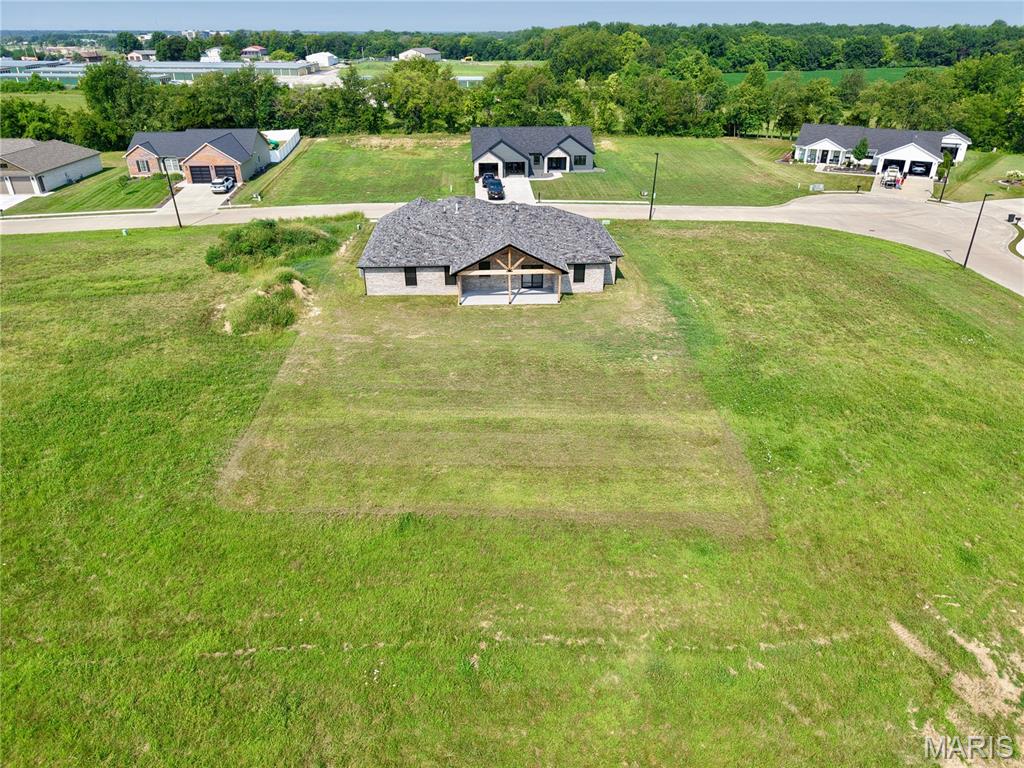 360 Honeysuckle Drive Property Photo 29