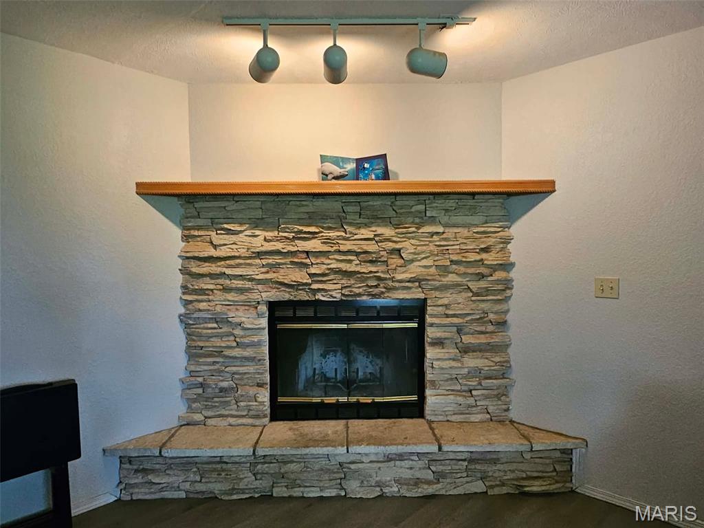 16210 Walnut Drive Property Photo 3