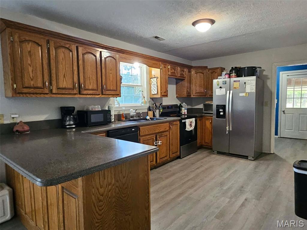 16210 Walnut Drive Property Photo 5