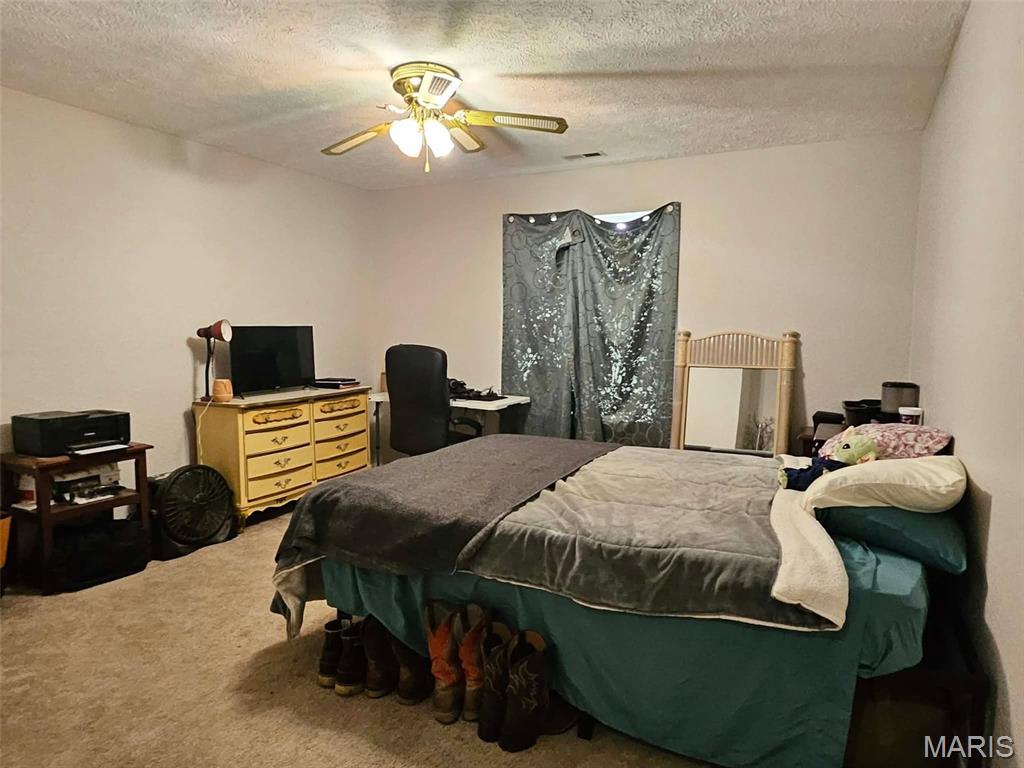 16210 Walnut Drive Property Photo 11