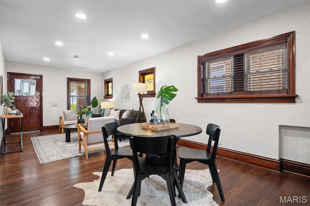 5454 Pernod Avenue Property Photo 9