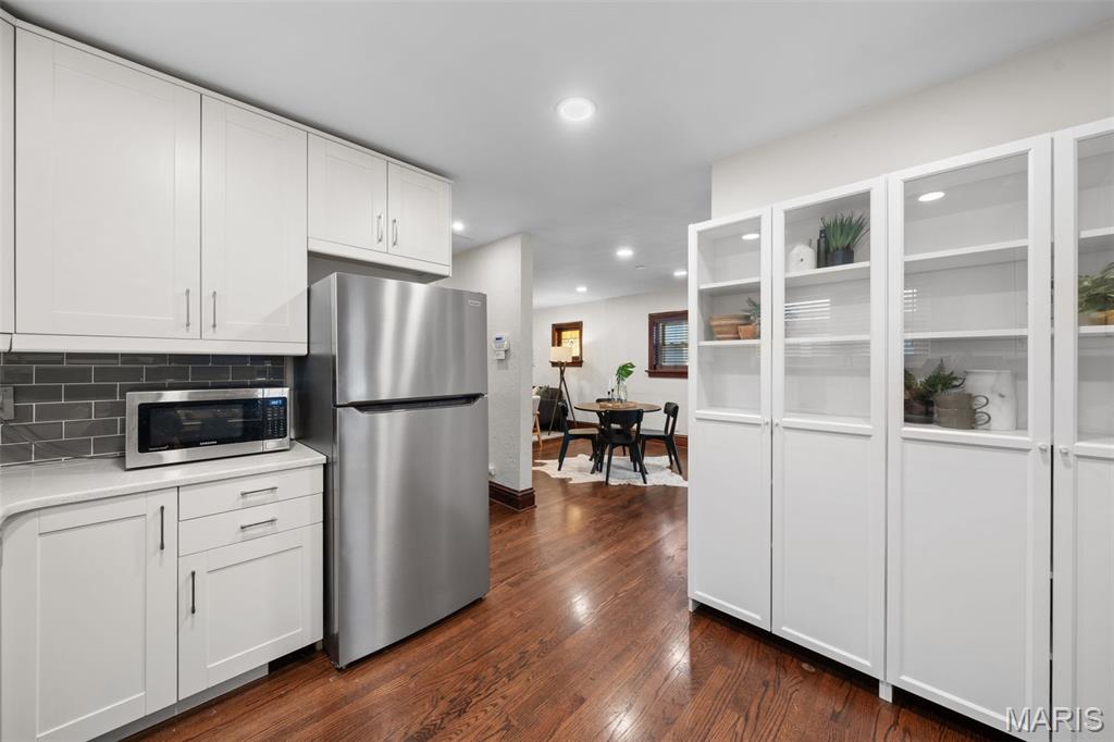 5454 Pernod Avenue Property Photo 12