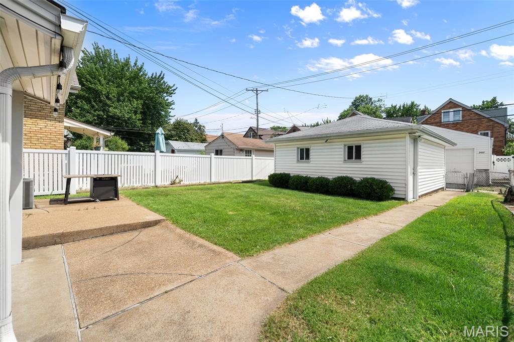 5454 Pernod Avenue Property Photo 22