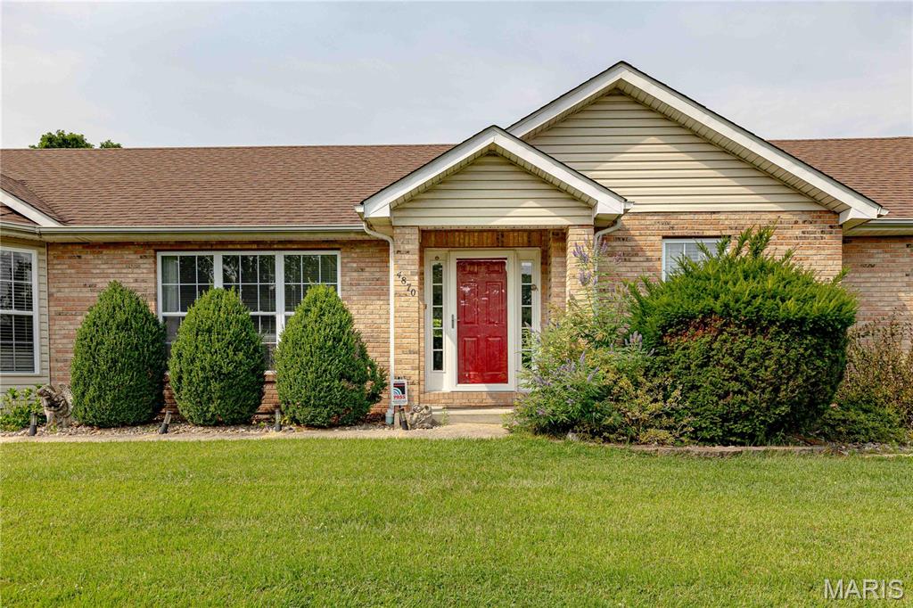 4870 Country Club Drive Property Photo 1