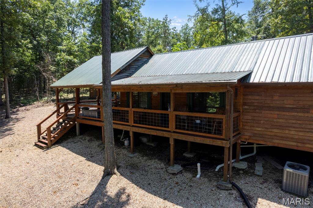 32 Riverview Property Photo 2