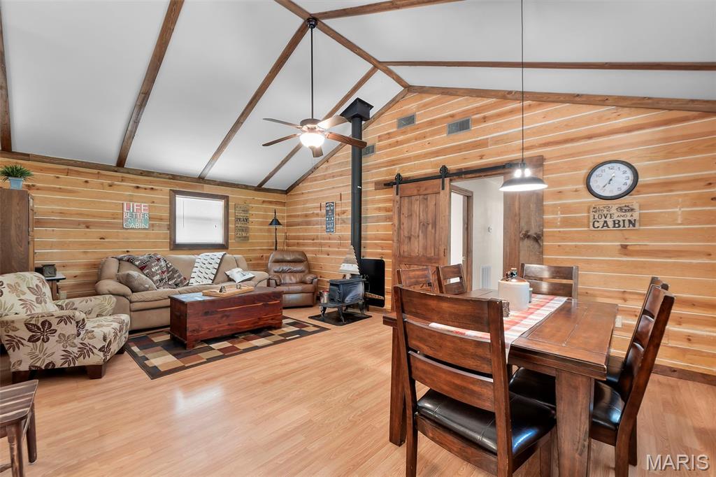 32 Riverview Property Photo 15