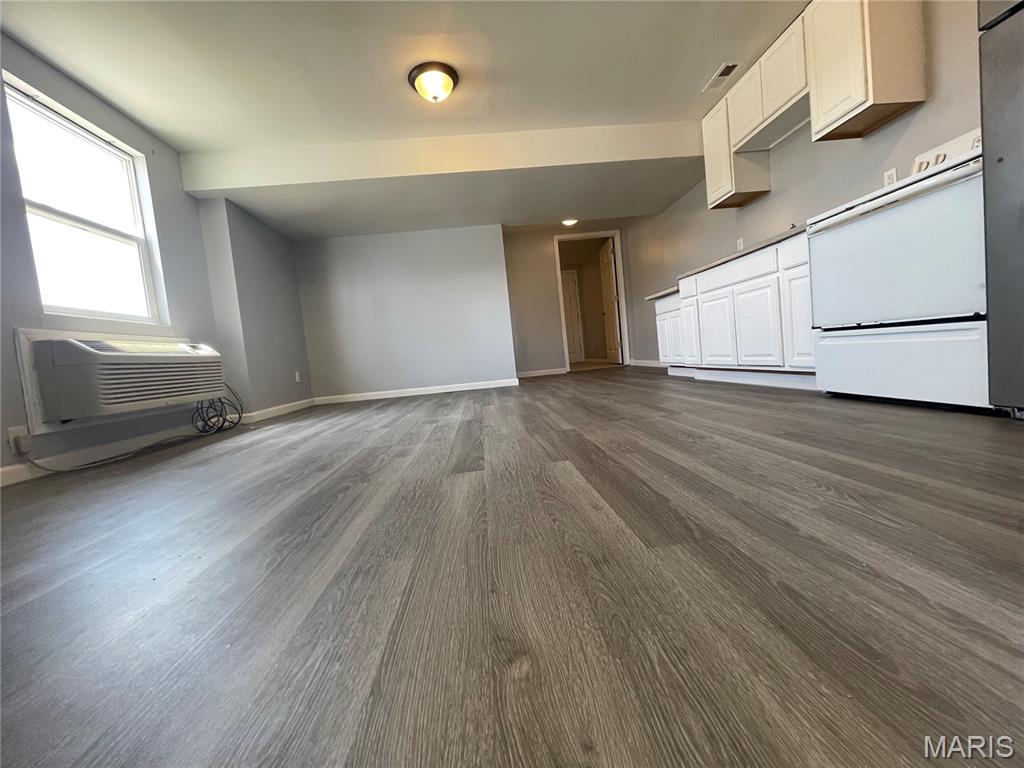 120 E Avenue Apt A Property Photo 8