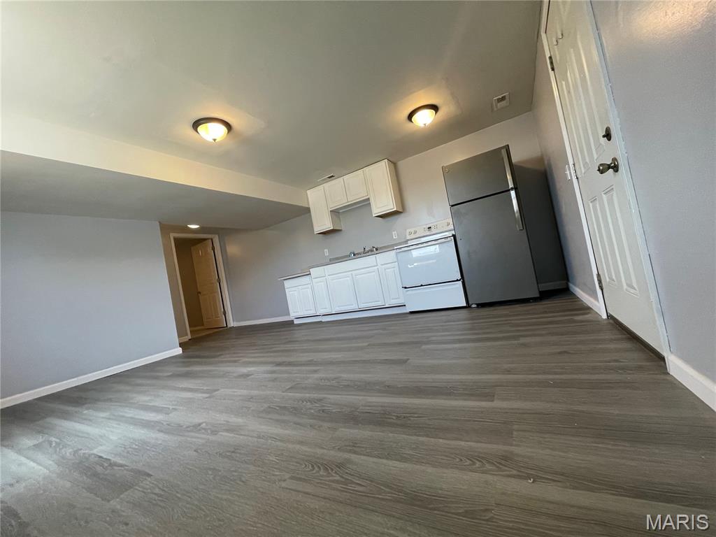 120 E Avenue Apt A Property Photo 9
