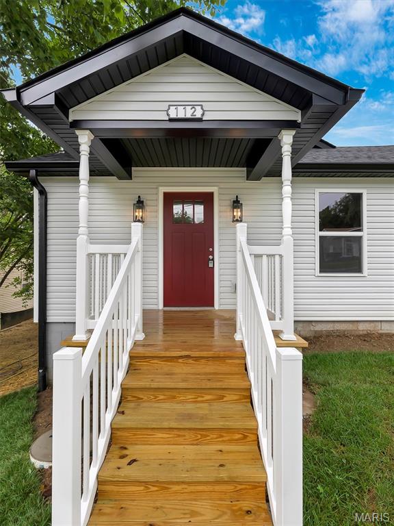 112 E Franklin Street Property Photo 5