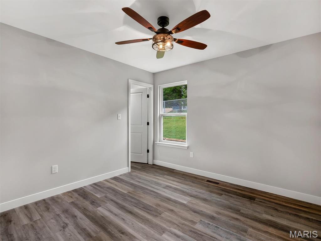 112 E Franklin Street Property Photo 24