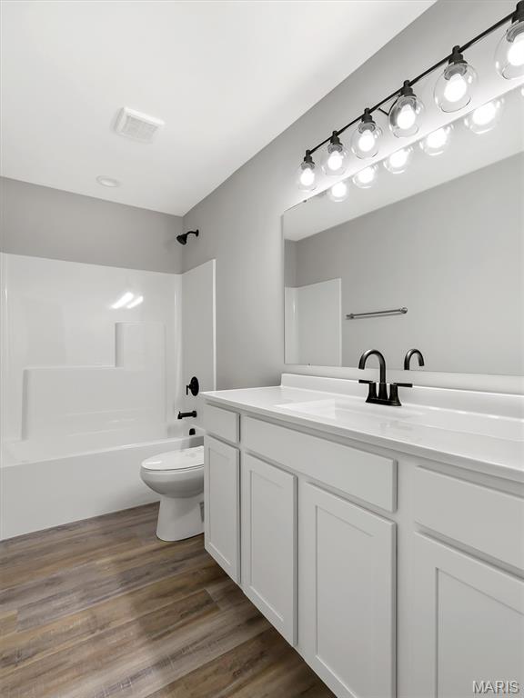 112 E Franklin Street Property Photo 26