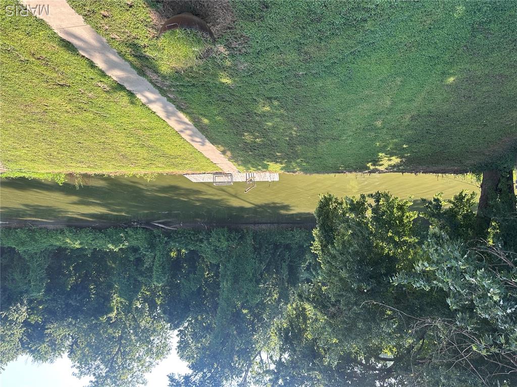 72 S River Road Property Photo 6