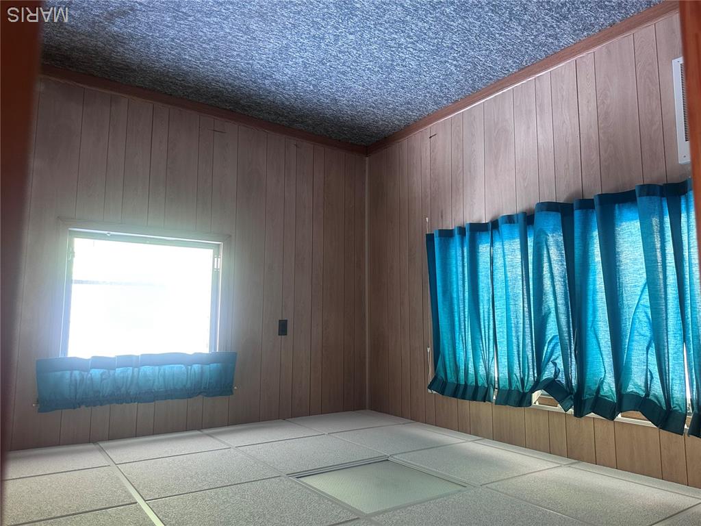 72 S River Road Property Photo 13