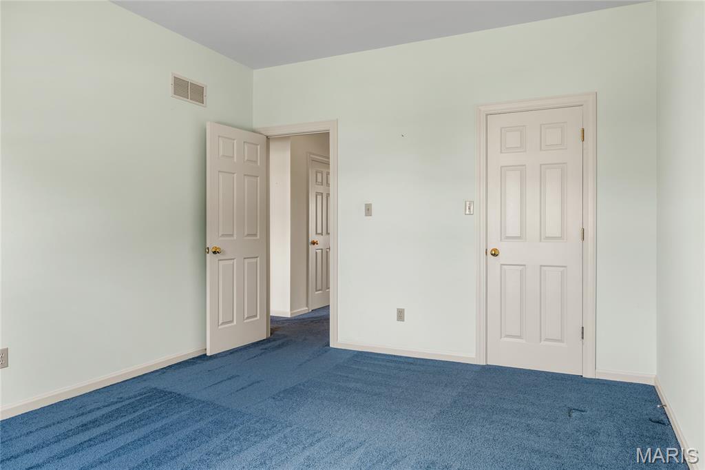241 Greenburn Drive Property Photo 36