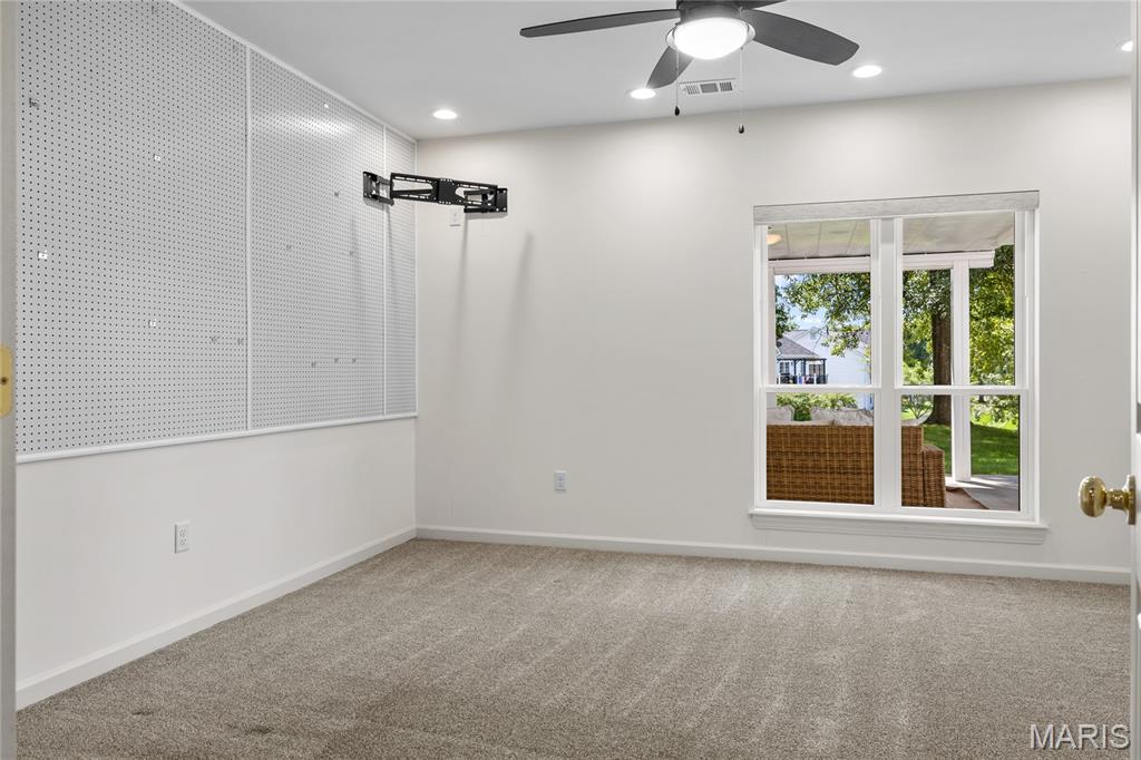 241 Greenburn Drive Property Photo 45