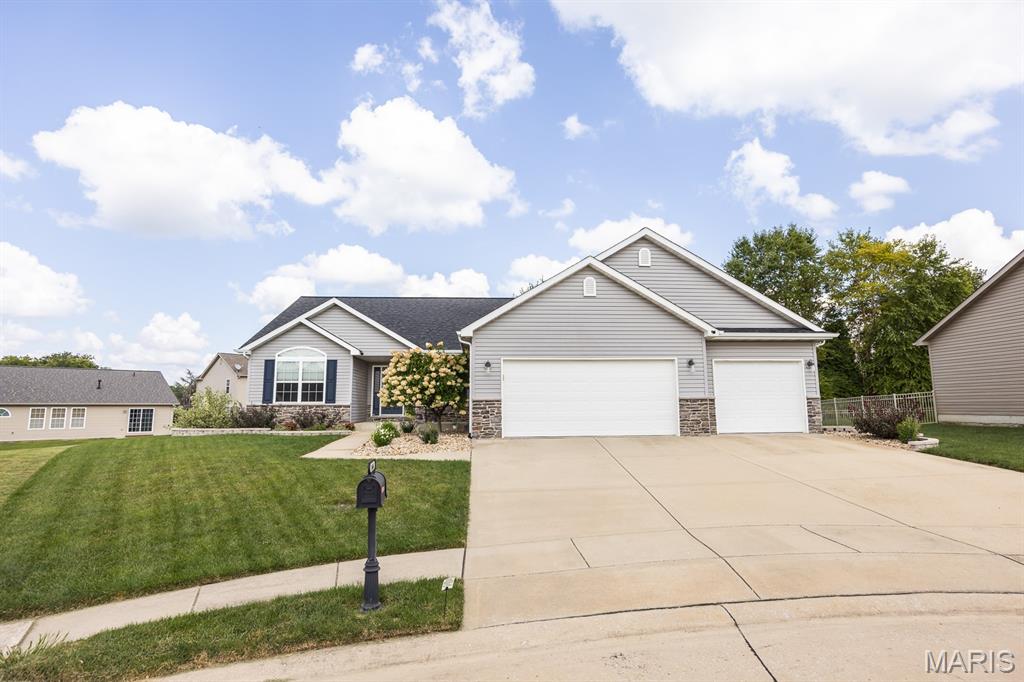 1444 Victoria Square Court Property Photo 1