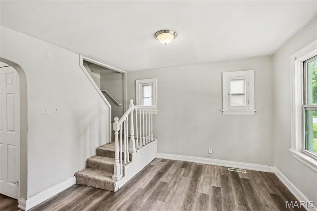 831 Abston Street Property Photo 3